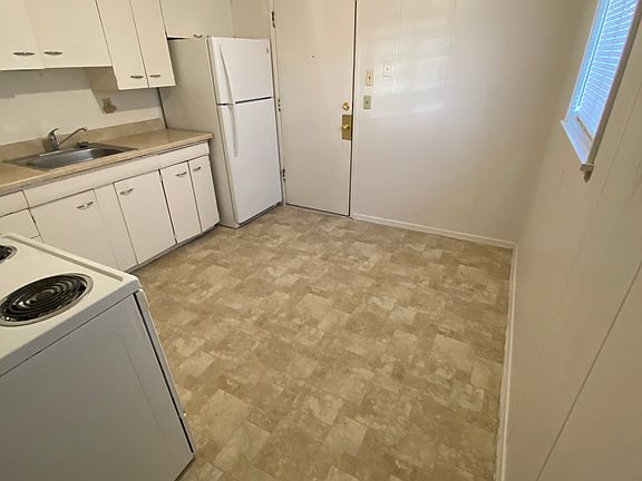 2nd image of 209 N 16th Ave #211