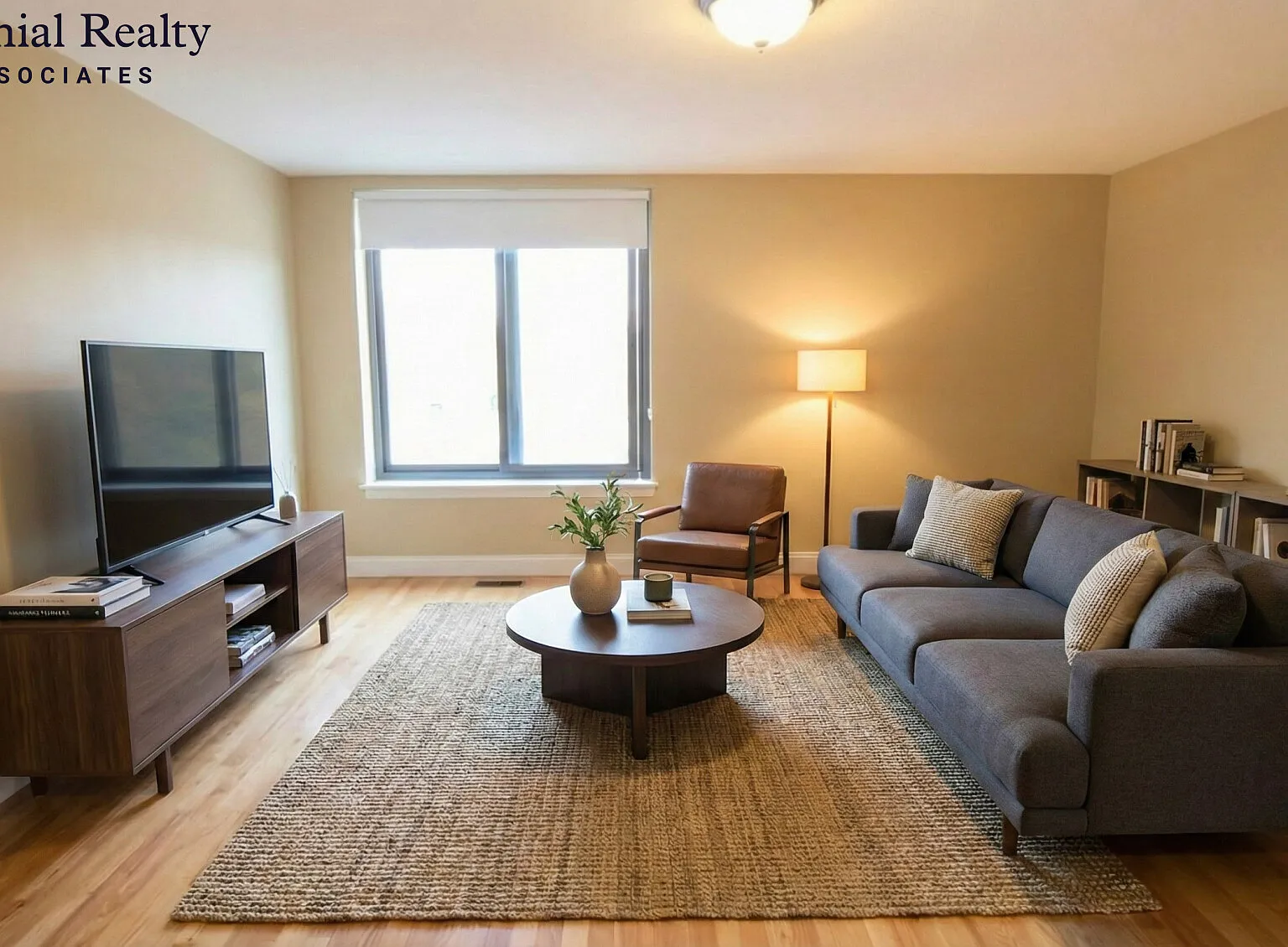3 bed, 2.0 bath, 1300 sqft, $4,800 — Photo 4