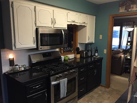 4th image of 27836 Lakewood Dr NW