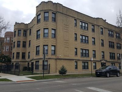 2245 W Rosemont Ave, Chicago, IL, 60659