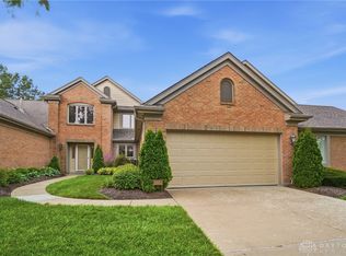 2662 Vienna Estates Dr, Dayton, OH 45459