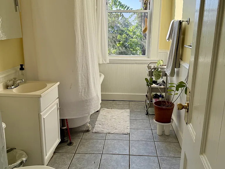 104 Cumberland Ave #3 — Photo 9