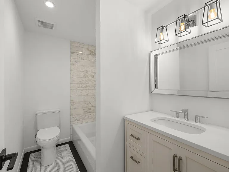 2936 SE Clay St — Photo 11