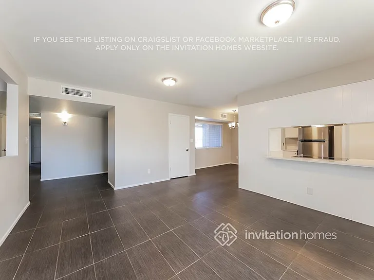3518 W Shangri La Rd — Photo 2