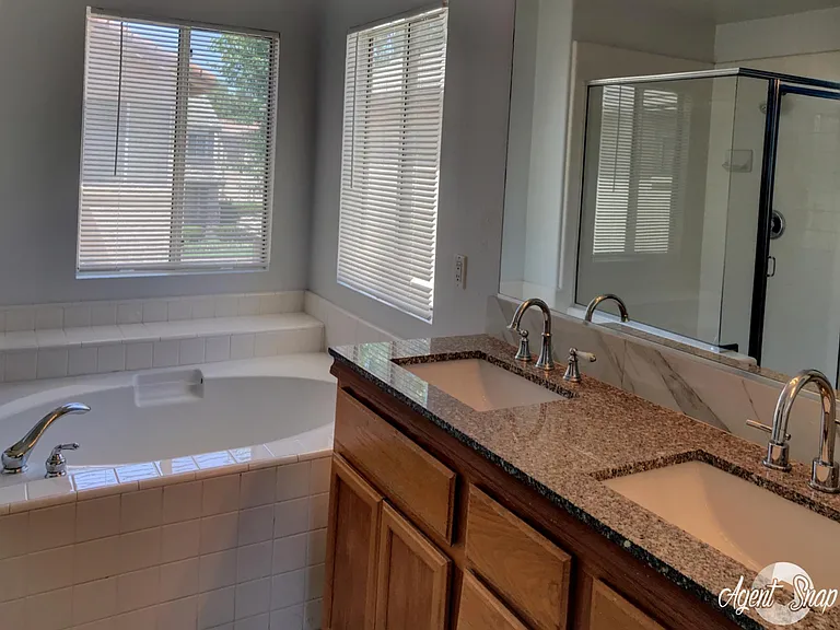 5080 Woodbridge Ln — Photo 14