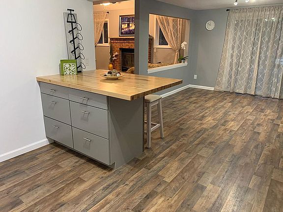 Dining Room/Kitchen