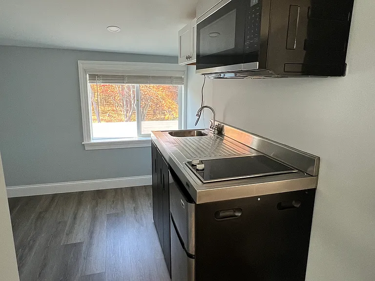 124 Watkin Ave #30-4E — Photo 7