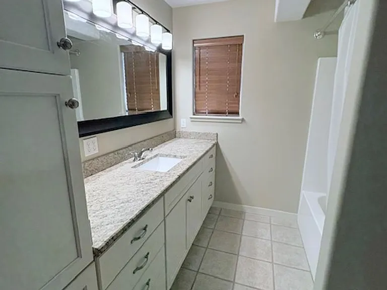 161 Northlake Ave — Photo 21