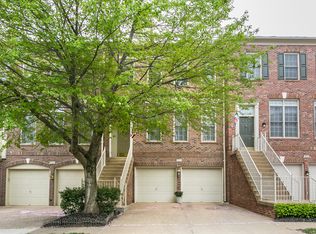 9567 Lagersfield Cir, Vienna, VA 22181