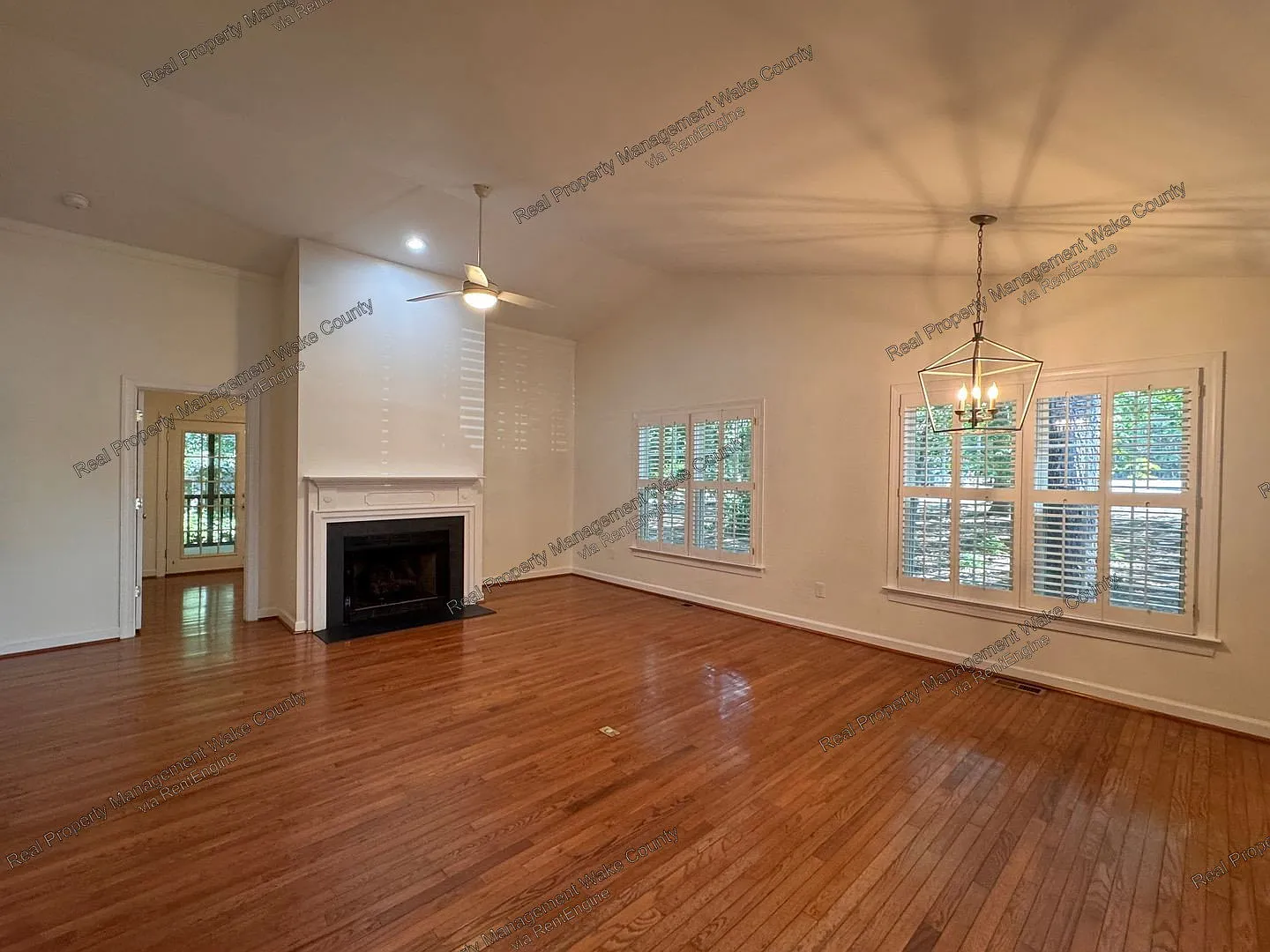 3 bed, 2.0 bath, $2,300 — Photo 4