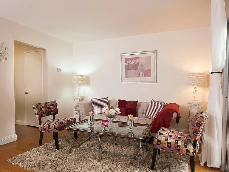 2047 Montecito Ave #13 — Photo 21