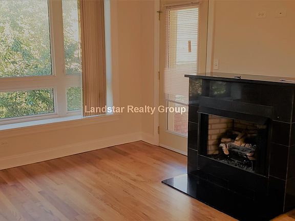4th image of 1057 W Thorndale Ave APT 3