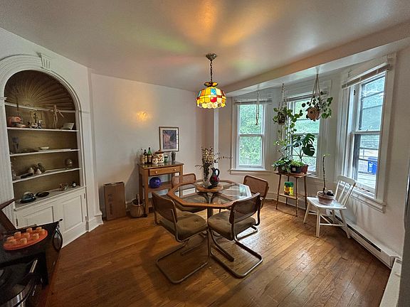 5th image of 1310 W 10th St APT 2