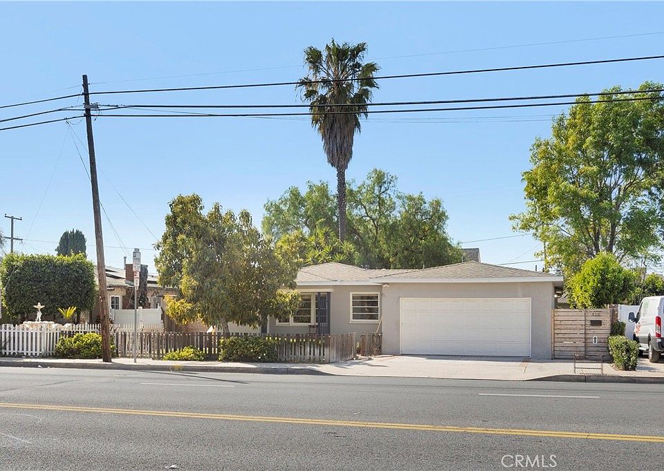1st image of 456 N Batavia St