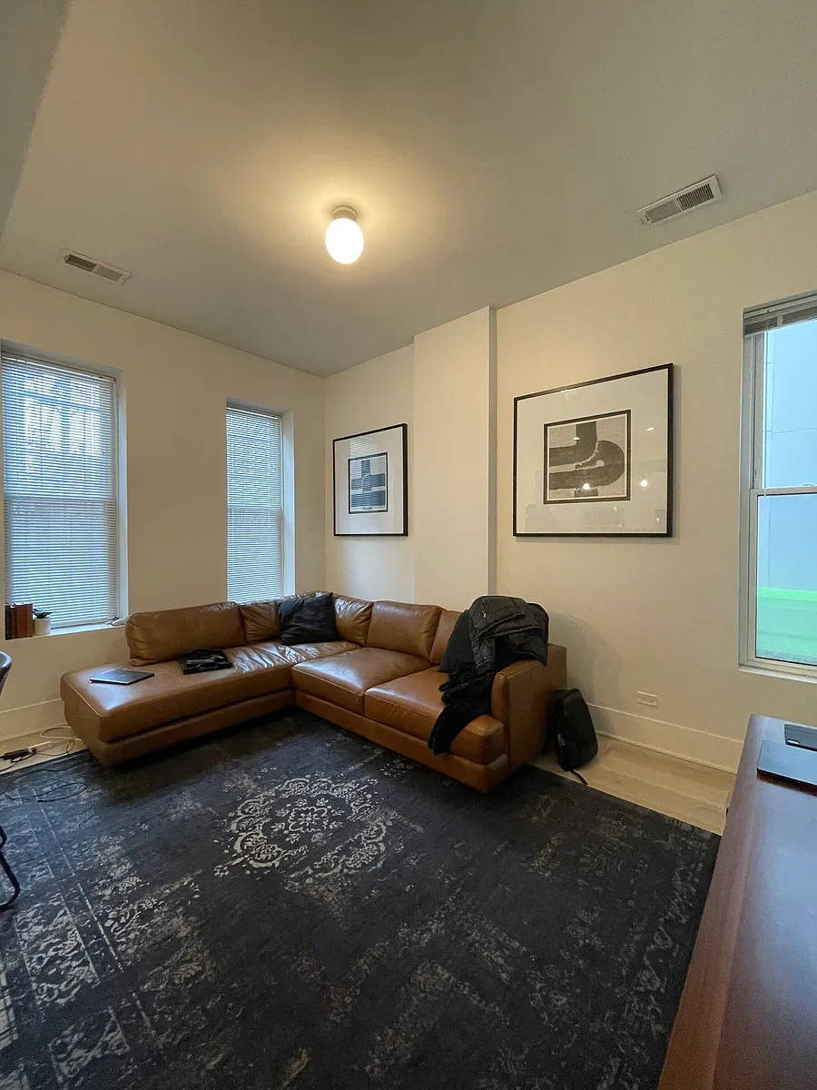 Building Photo - 324 S Racine Ave #2NR