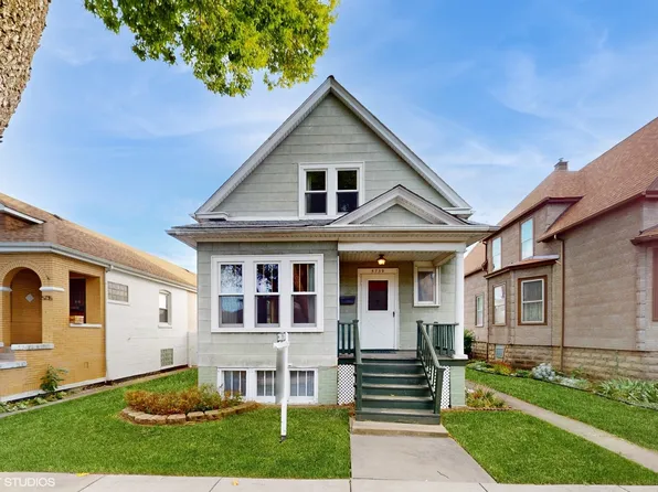 5739 W Dakin St, Chicago, IL 60634