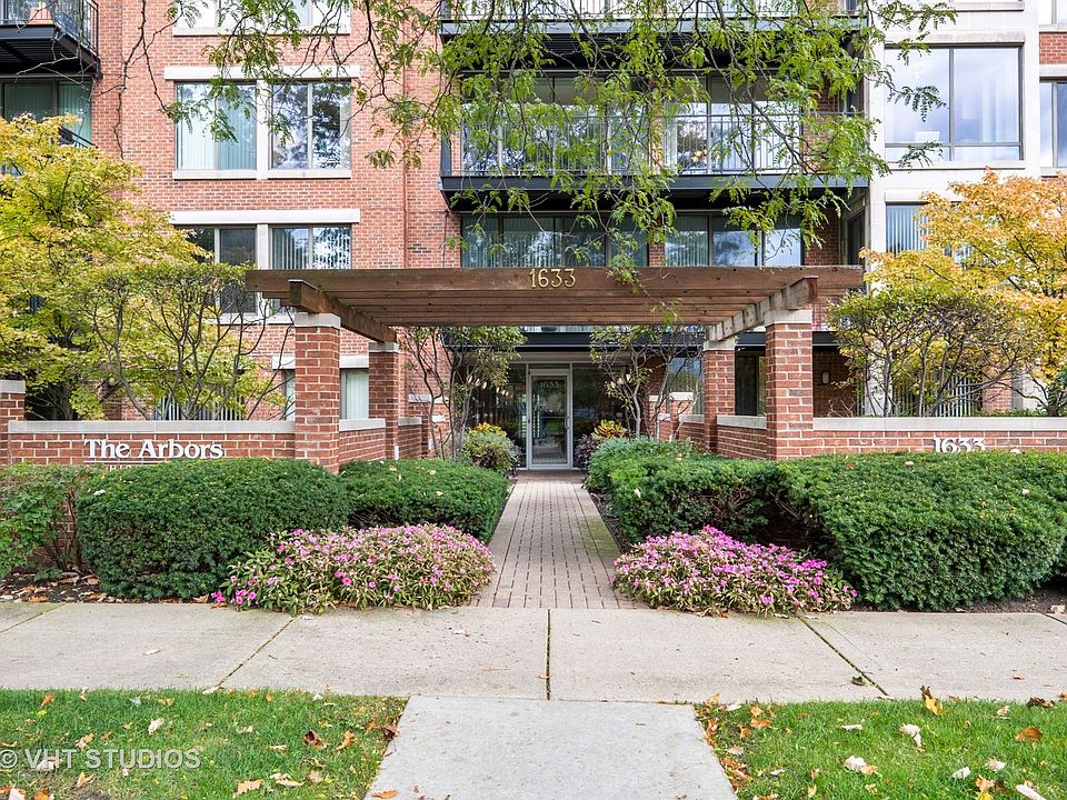 1st image of 1633 2nd St APT 306