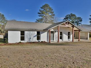 13613 Apple Ln, Northport, AL 35475
