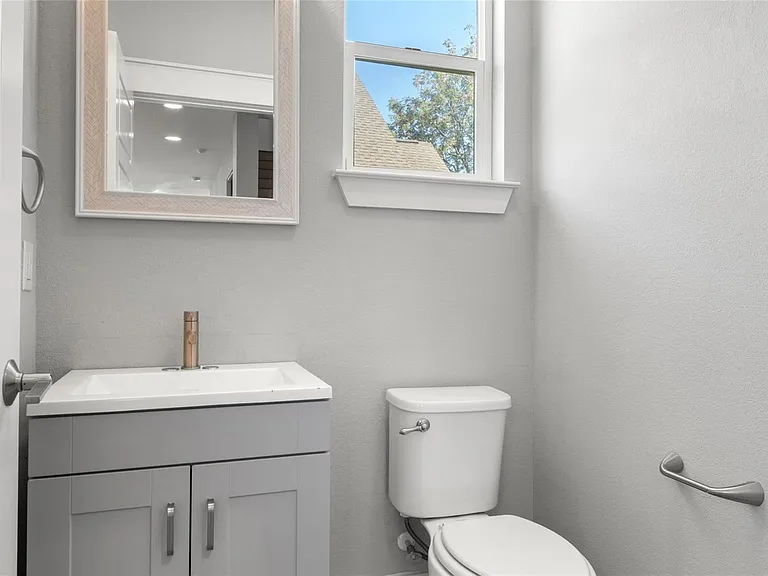 3104 Neal St — Photo 26