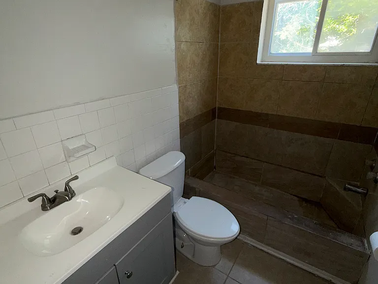 501 Shaw St #B — Photo 6