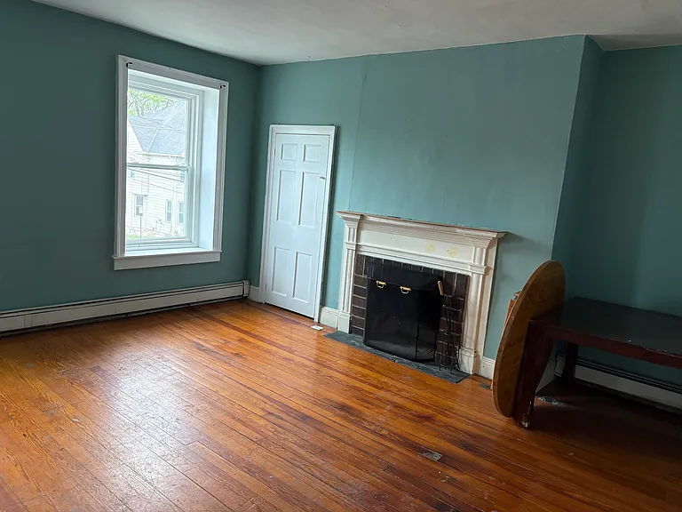 21 Broad St — Photo 5