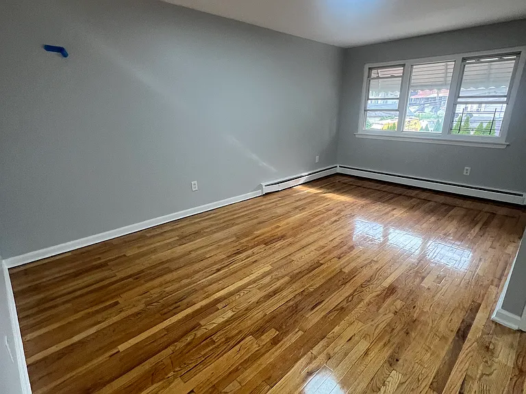 133 S 14th Ave #4 — Photo 9