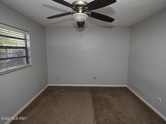 2nd image of 318 Claire Ct