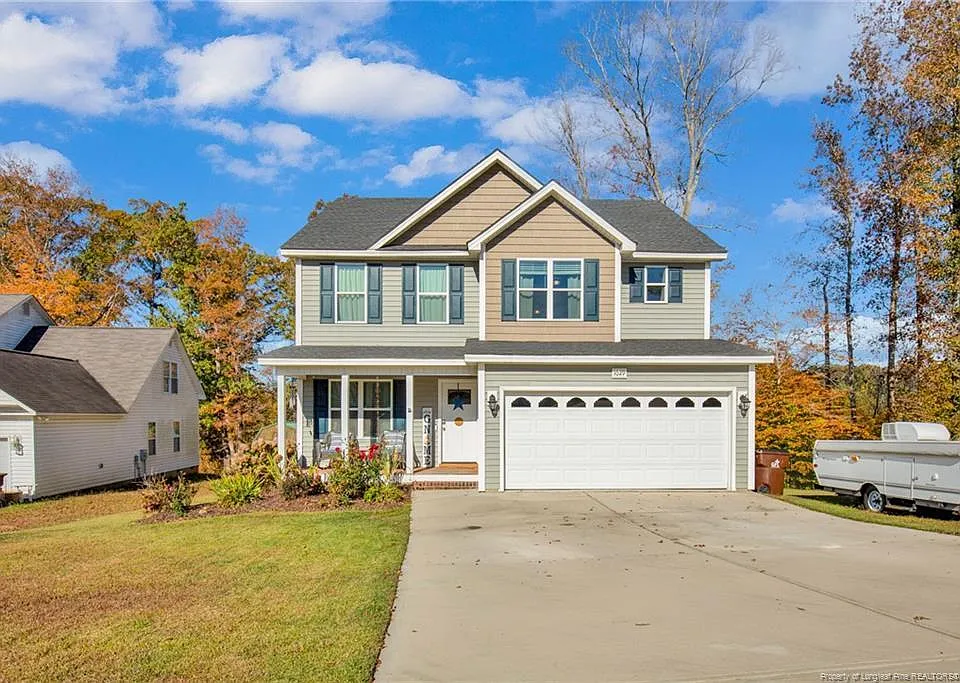 1029 Woodyhill Ln