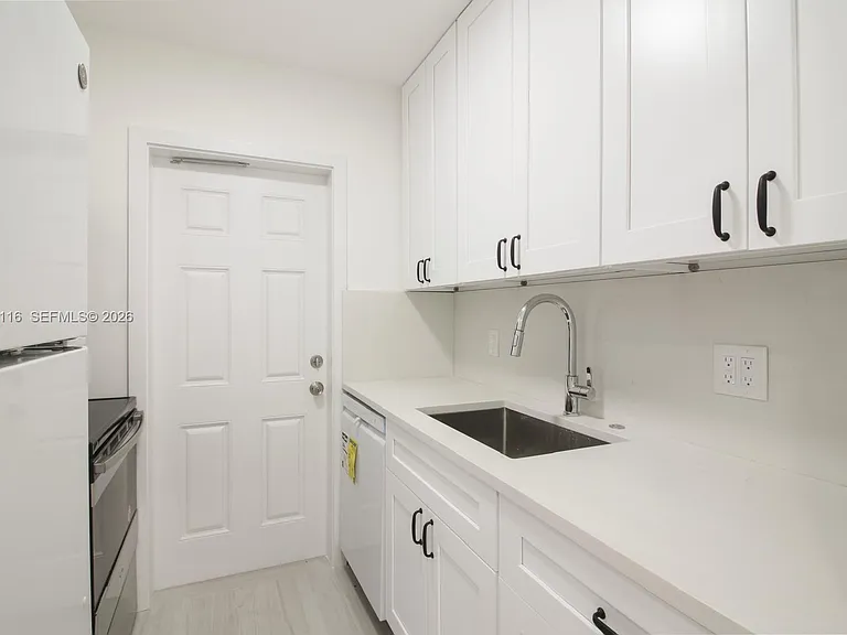 1440 SE 15th St #22 — Photo 24