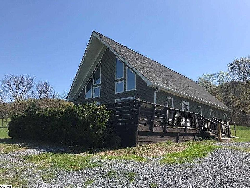 1st image of 150 Fox Hill Ln