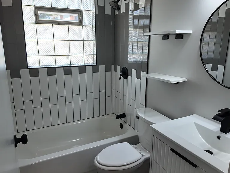 3160 Schubert Ave #2 — Photo 11
