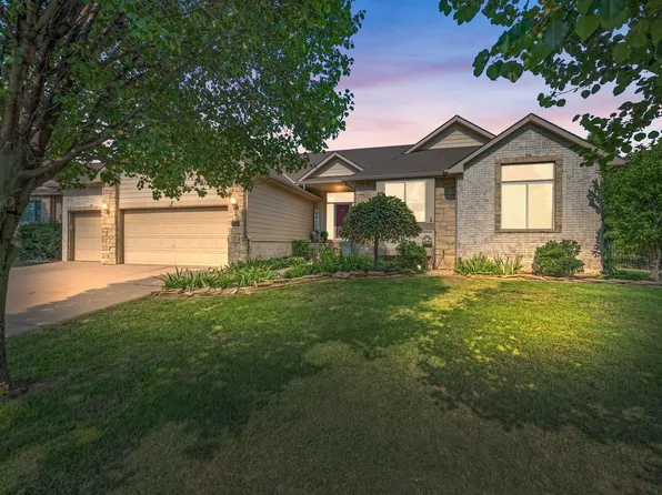1647 Aspen Creek Dr, Andover, KS 67002