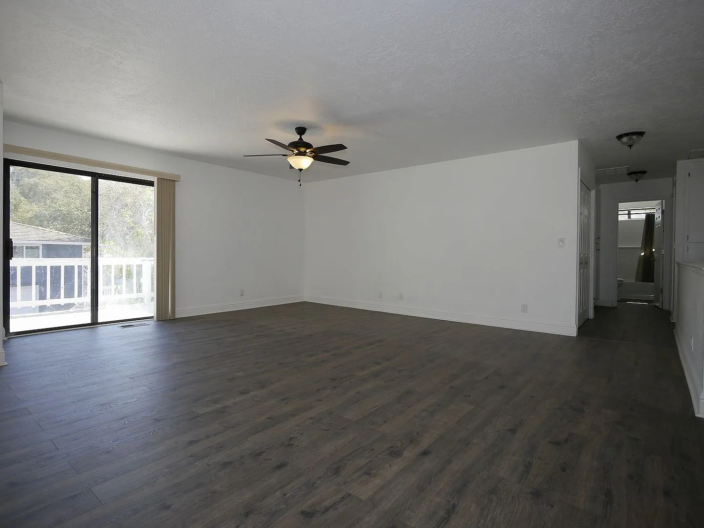 New paint, floors and appliances for a new look at 2503 Hogan Ct. in Valley Springs — Photo 2