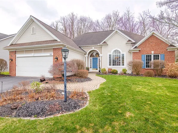 712 Rookery Way, Macedon, NY 14502