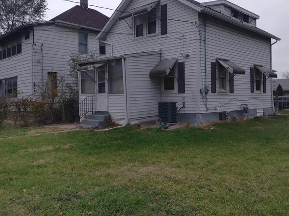 1332 10th Ave, East Moline, IL 61244