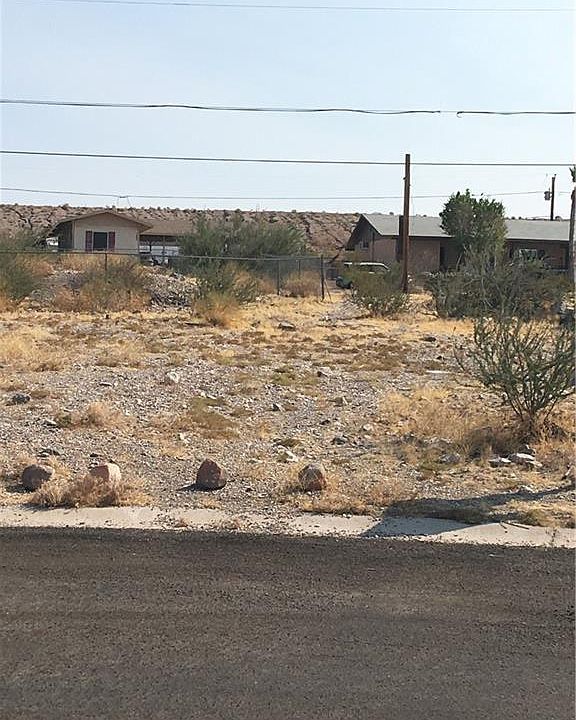 1st image of 144 Hacienda Dr