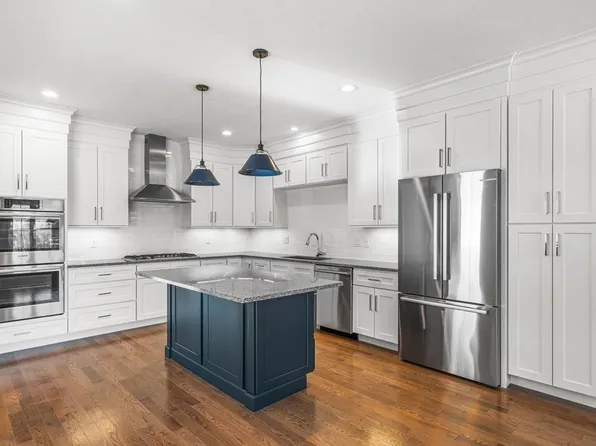 29 Cutter Ln #29, Amesbury, MA 01913