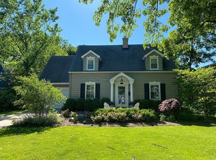 1414 Stratford Rd, Deerfield, IL 60015