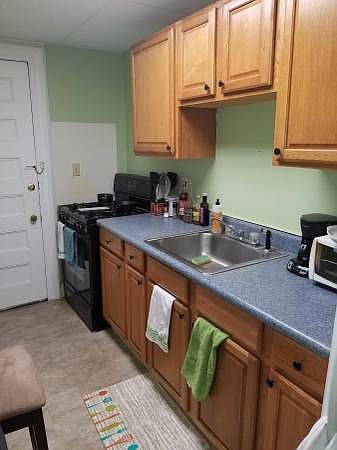 1st image of 97 Murray St APT 4