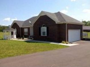 4061 Campbellsville Pike, Columbia, TN 38401