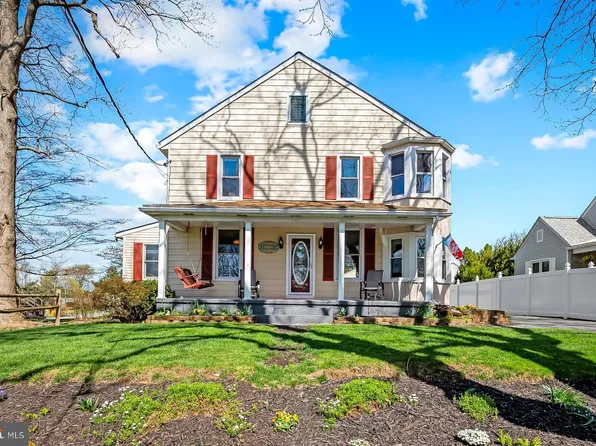 928 N Houcksville Rd, Hampstead, MD 21074