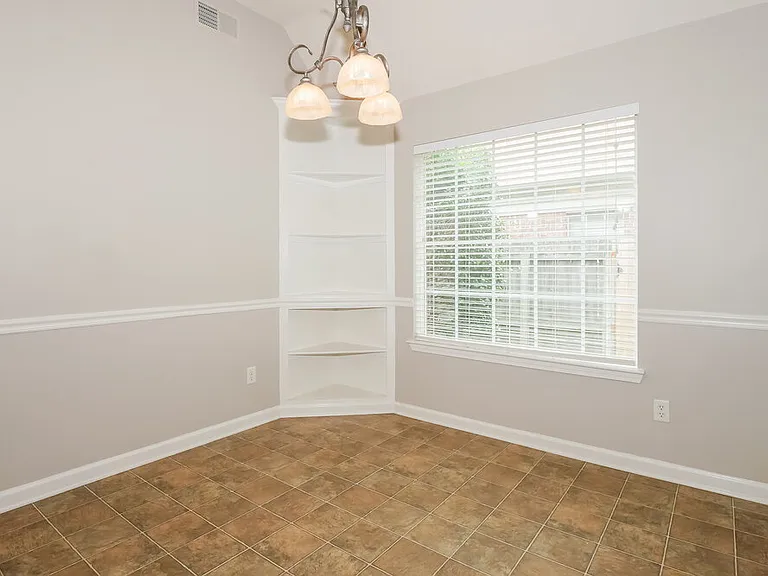 1596 Far Dr — Photo 6