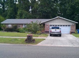 1153 N Turtle Creek Dr, Jacksonville, FL 32218