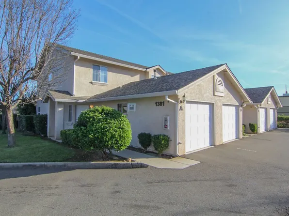 SerranoPl1381, 1381 Serrano Pl APT C, Redding, CA 96003