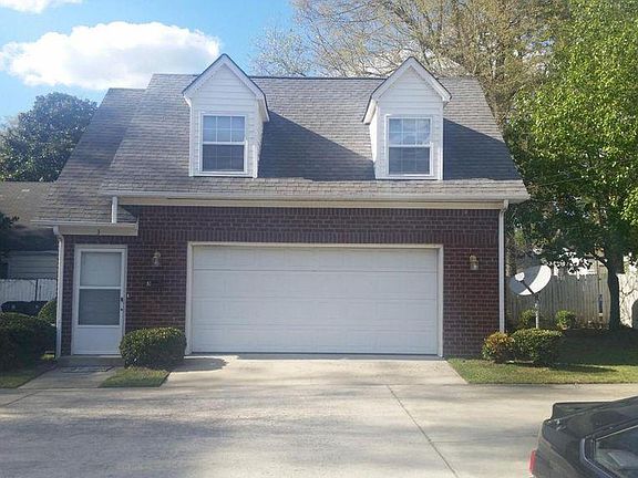 Front Entrance - Unit 3