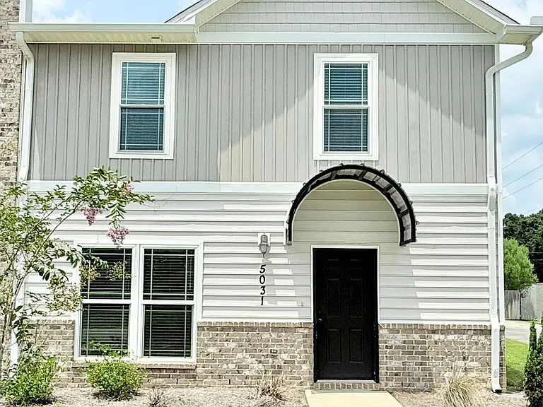 5031 Peach Dr — Photo 1