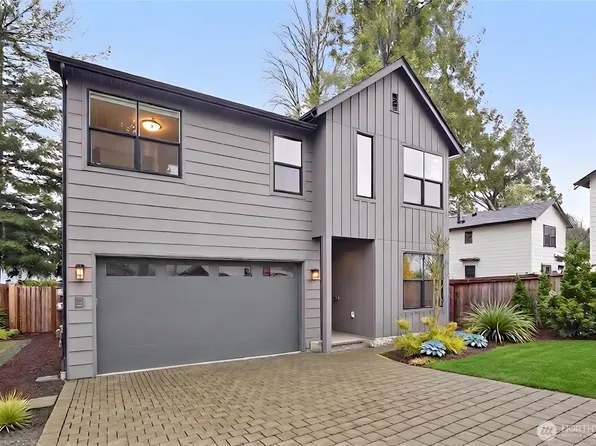 12332 38th Avenue NE, Seattle, WA 98125