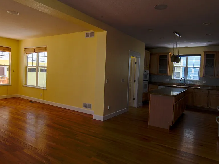 2684 Willow St — Photo 8