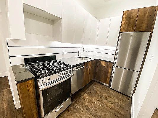 3rd image of 799 Ocean Ave #3J
