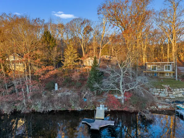 100 Wyassup Lake Road, North Stonington, CT 06359
